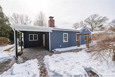 5 Breslau Street, Bay Shore, NY 11706 - Photo 22