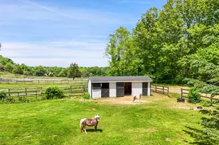 111 Stone Bridge Ln, Bedford Hills, NY 10507 - Photo 30