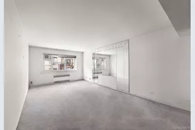 44-59 Kissena Boulevard #4J, Flushing, NY 11355 - Photo 2