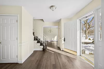 17 Montclair Street, Port Jefferson Station, NY 11776 - Photo 2