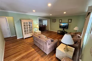 355 Pinelawn Ave, Copiague, NY 11726 - Photo 6