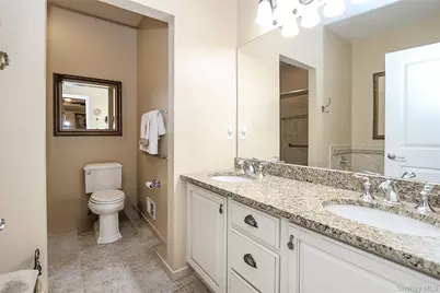 106 Victoria Place, Melville, NY 11747 - Photo 20