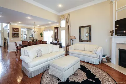 106 Victoria Place, Melville, NY 11747 - Photo 16