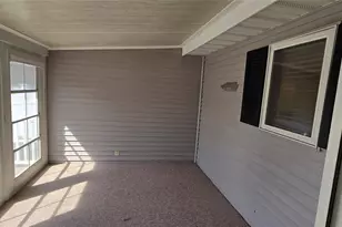 87 5th Ave, Newburgh, NY 12550 - Photo 16