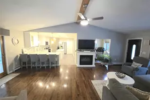 87 5th Ave, Newburgh, NY 12550 - Photo 8