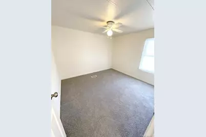 1661 Old Country Road #398, Riverhead, NY 11901 - Photo 10