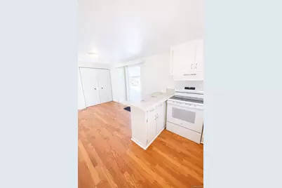 1661 Old Country Road #398, Riverhead, NY 11901 - Photo 6