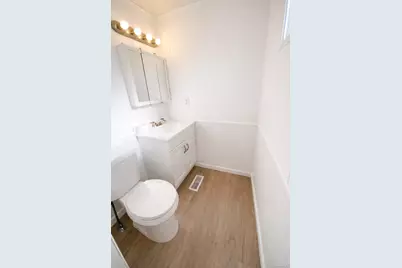 1661 Old Country Road #398, Riverhead, NY 11901 - Photo 8