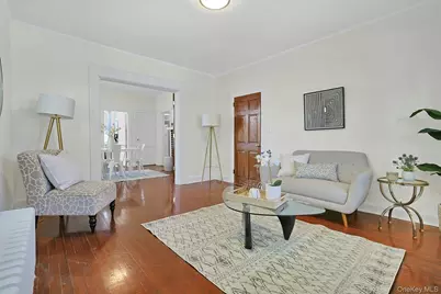 429 Fourth Avenue, Pelham, NY 10803 - Photo 8