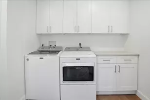 46 Sycamore Cir, Stony Brook, NY 11790 - Photo 18