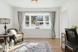 46 Sycamore Cir, Stony Brook, NY 11790 - Photo 16