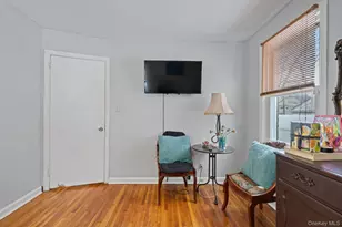 947 Glenwood Rd, West Hempstead, NY 11552 - Photo 20