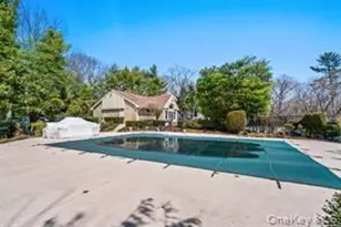 28 Willow Ridge Dr, Smithtown, NY 11787 - Photo 14