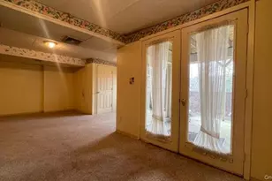 28 Willow Ridge Dr, Smithtown, NY 11787 - Photo 36