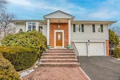 5 Metcale Lane, East Northport, NY 11731 - Photo 2