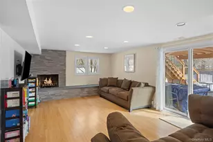 5 Metcale Ln, East Northport, NY 11731 - Photo 16