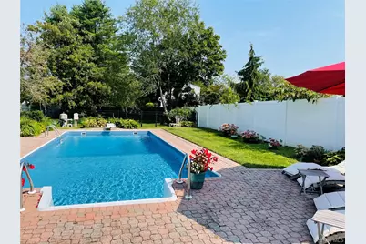 5 Metcale Lane, East Northport, NY 11731 - Photo 22