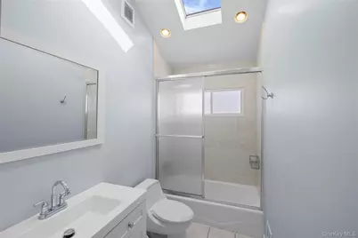 5 Metcale Lane, East Northport, NY 11731 - Photo 14