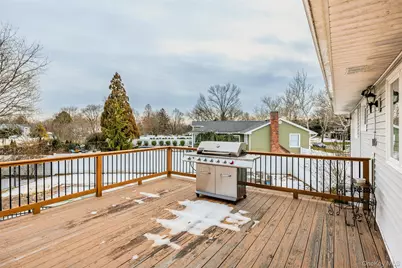 5 Metcale Lane, East Northport, NY 11731 - Photo 28