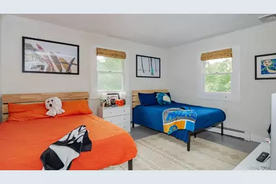 45 Sherwood Road, Hampton Bays, NY 11946 - Photo 20