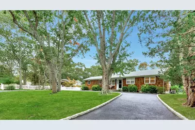 45 Sherwood Road, Hampton Bays, NY 11946 - Photo 34