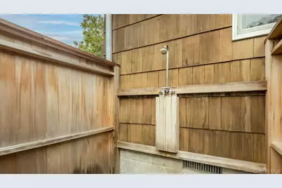 45 Sherwood Road, Hampton Bays, NY 11946 - Photo 28