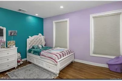 3012 Mandalay Beach Road, Wantagh, NY 11793 - Photo 18