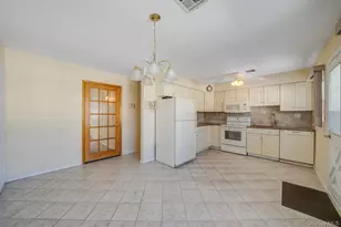 430 Falmouth Ct, Ridge, NY 11961 - Photo 14