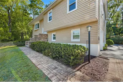 10 Headden Drive, Spring Valley, NY 10977 - Photo 22