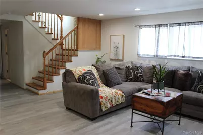 20 Patrick Drive, Bloomingburg, NY 12721 - Photo 16