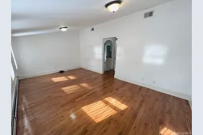 11 Walnut Avenue, Pelham, NY 10803 - Photo 2