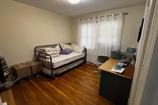 664 Knollwood Dr, West Hempstead, NY 11552 - Photo 8