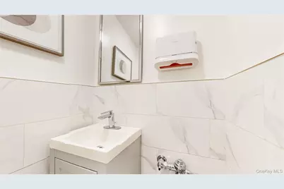 11045 71st Road #PS2, Forest Hills, NY 11375 - Photo 8