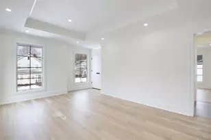 30 4th St, Manhasset, NY 11030 - Photo 26