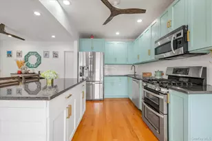 6 Clark St, Long Beach, NY 11561 - Photo 10