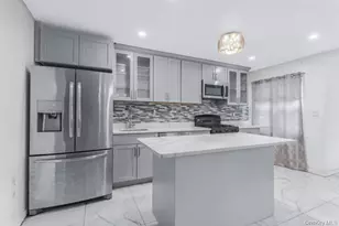 1041 E 104th St, Brooklyn, NY 11236 - Photo 6