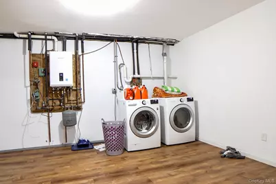 14 Bittersweet Lane, Levittown, NY 11756 - Photo 18