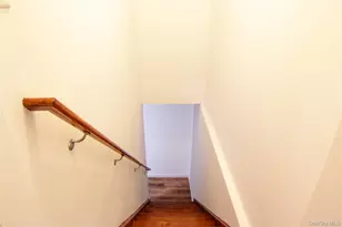 14 Bittersweet Ln, Levittown, NY 11756 - Photo 14