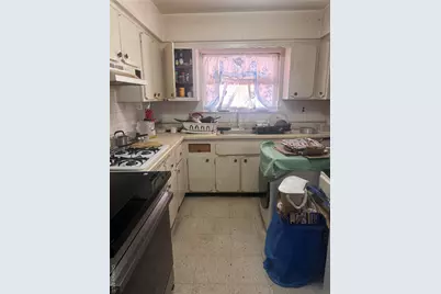 1427 Needham Avenue, Bronx, NY 10469 - Photo 4