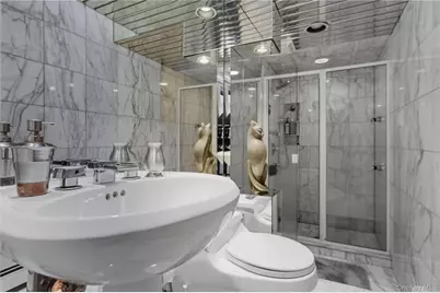 3391 Lawrence Avenue, Oceanside, NY 11572 - Photo 14