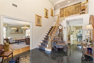 4 Peachtree Ln, Roslyn, NY 11576 - Photo 4