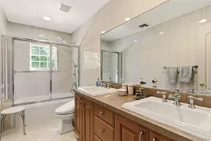 4 Peachtree Ln, Roslyn, NY 11576 - Photo 26