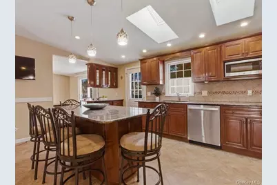 20 Rose Street, White Plains, NY 10605 - Photo 8