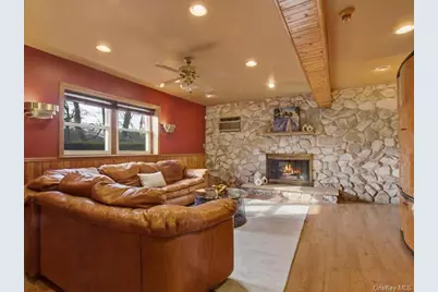 20 Rose Street, White Plains, NY 10605 - Photo 16