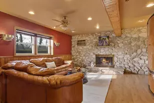 20 Rose St, White Plains, NY 10605 - Photo 16