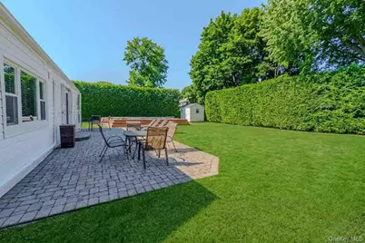 519 Gwynn Street, Babylon, NY 11702 - Photo 22