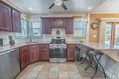 519 Gwynn Street, Babylon, NY 11702 - Photo 10