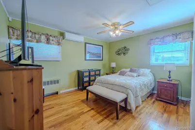 519 Gwynn Street, Babylon, NY 11702 - Photo 14