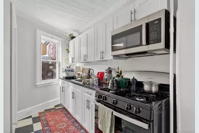 140 Albany Avenue, Kingston, NY 12401 - Photo 14