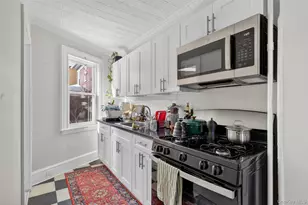 140 Albany Ave, Kingston, NY 12401 - Photo 14